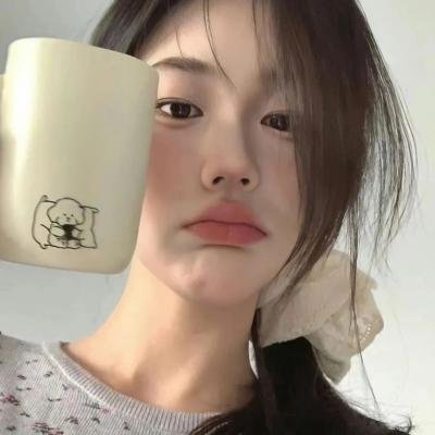 黑暗中的两个人